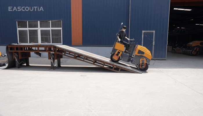 Reverse uphill travel supports smooth slope transitions and compaction work.