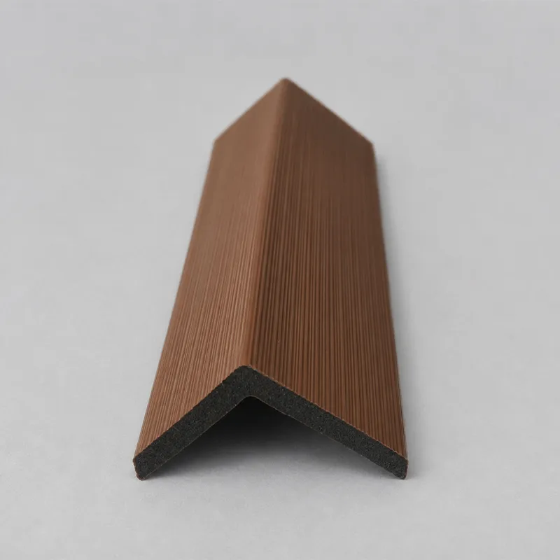 Trim tepi