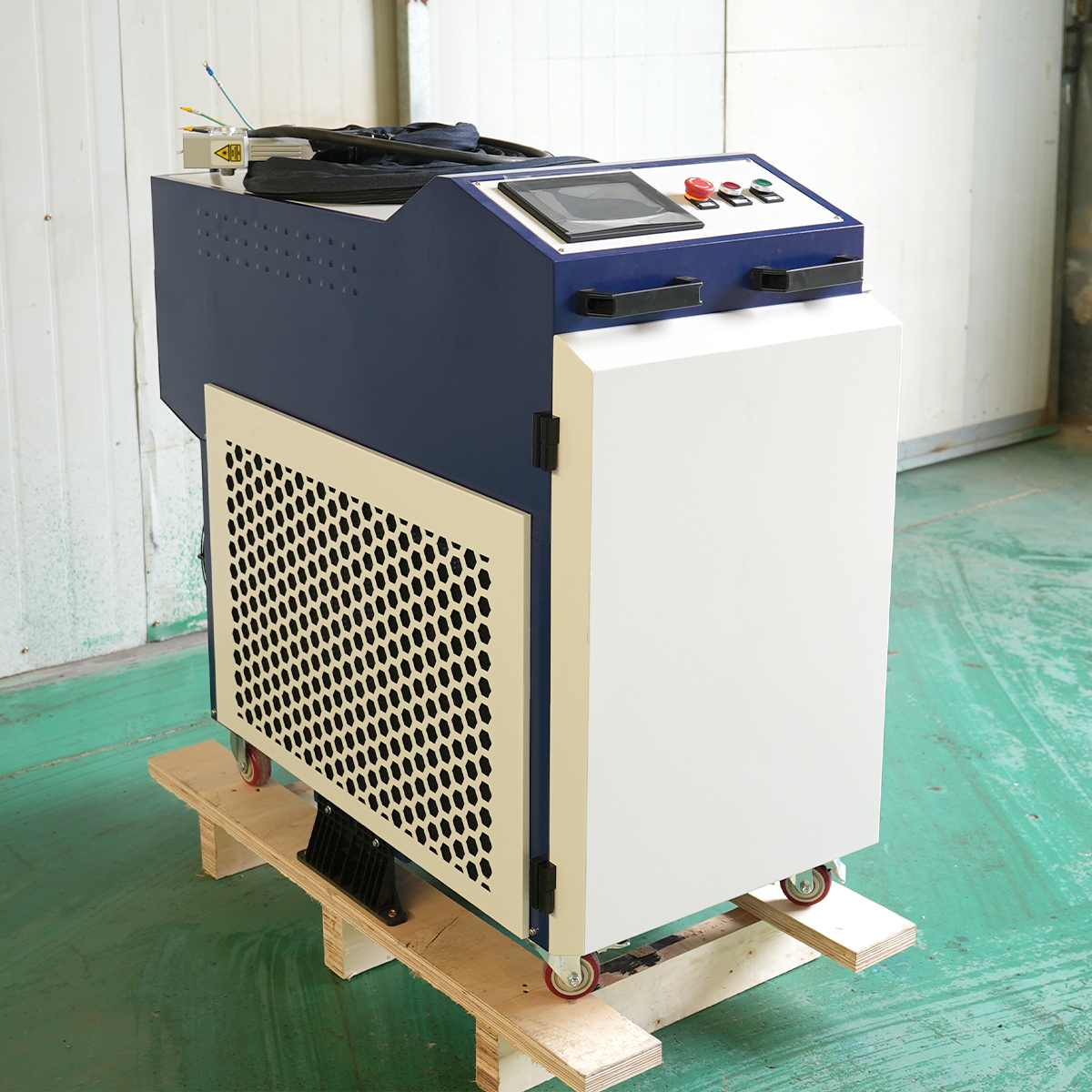 3000W-anteriore destro