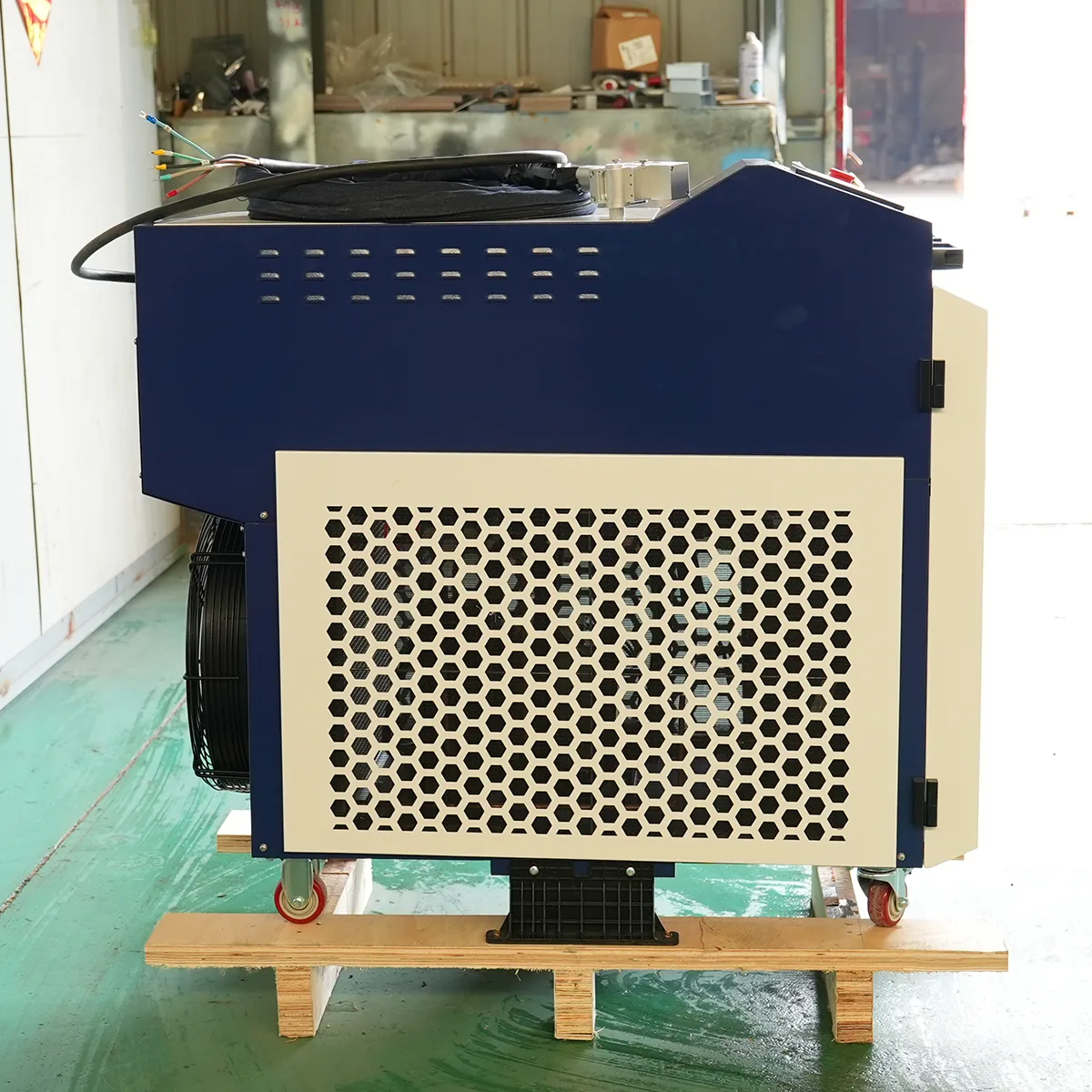 3000W-avanti a sinistra