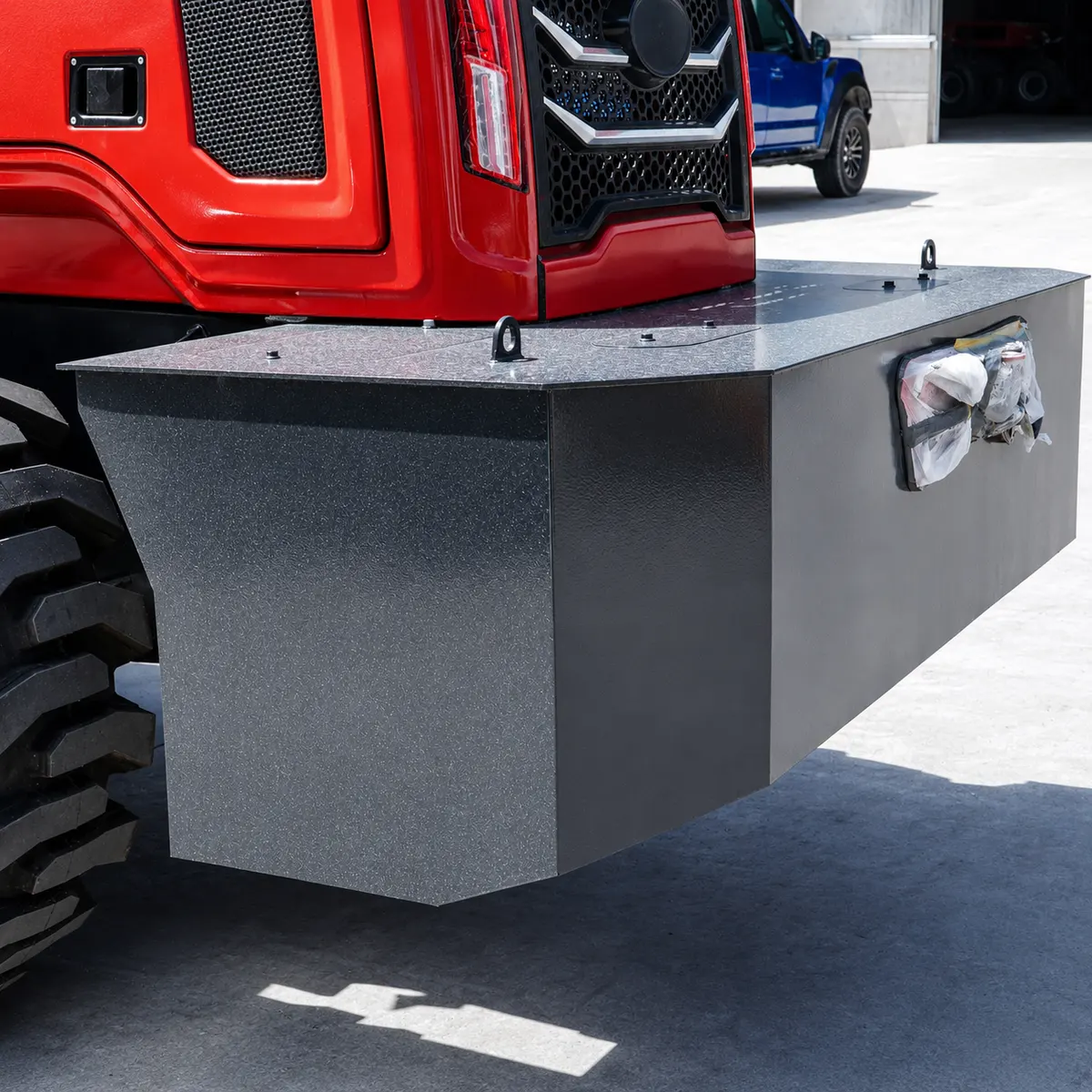 5-Tonnen-Gelenkig-Offroad-Gabelstapler-Details-Hinteres Gegengewicht