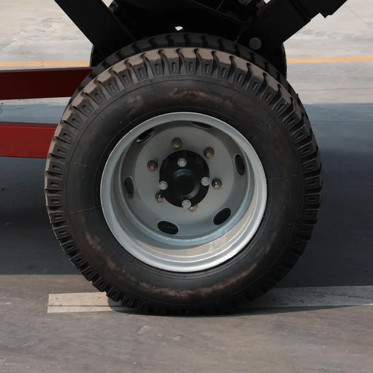 650-16 Heavy-Duty Tire