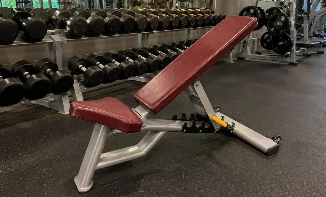 調整可能なベンチトレーニング