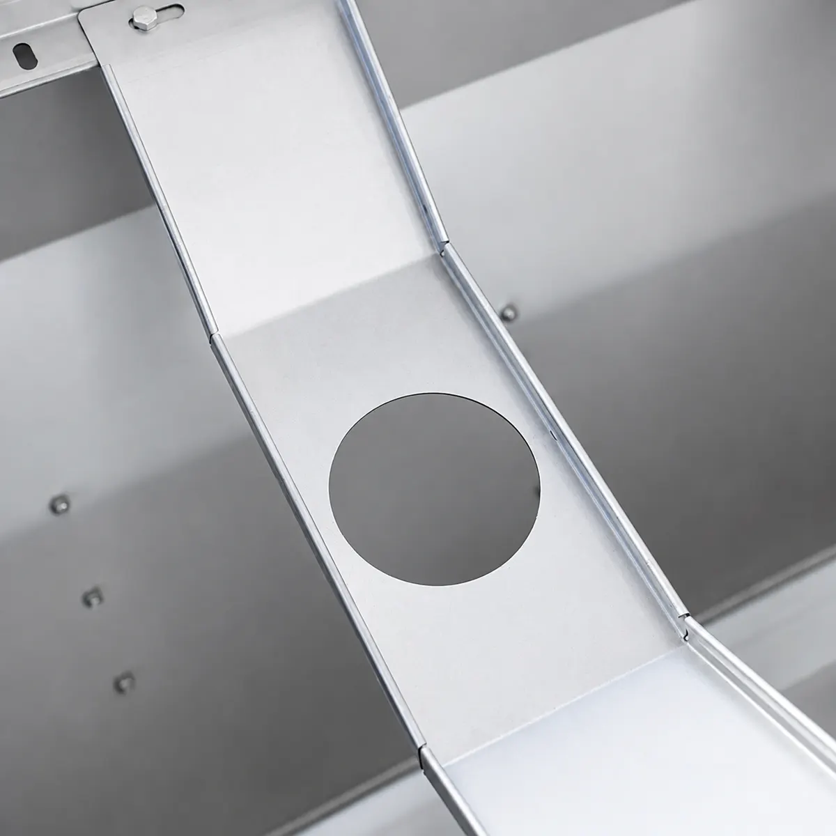 Adjustable Feed Divider
