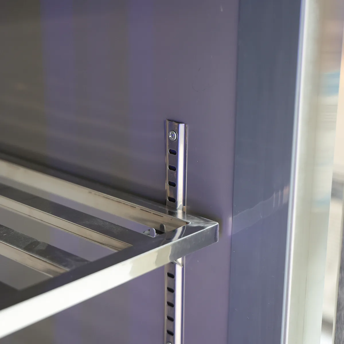 Adjustable Shelf Support Rail