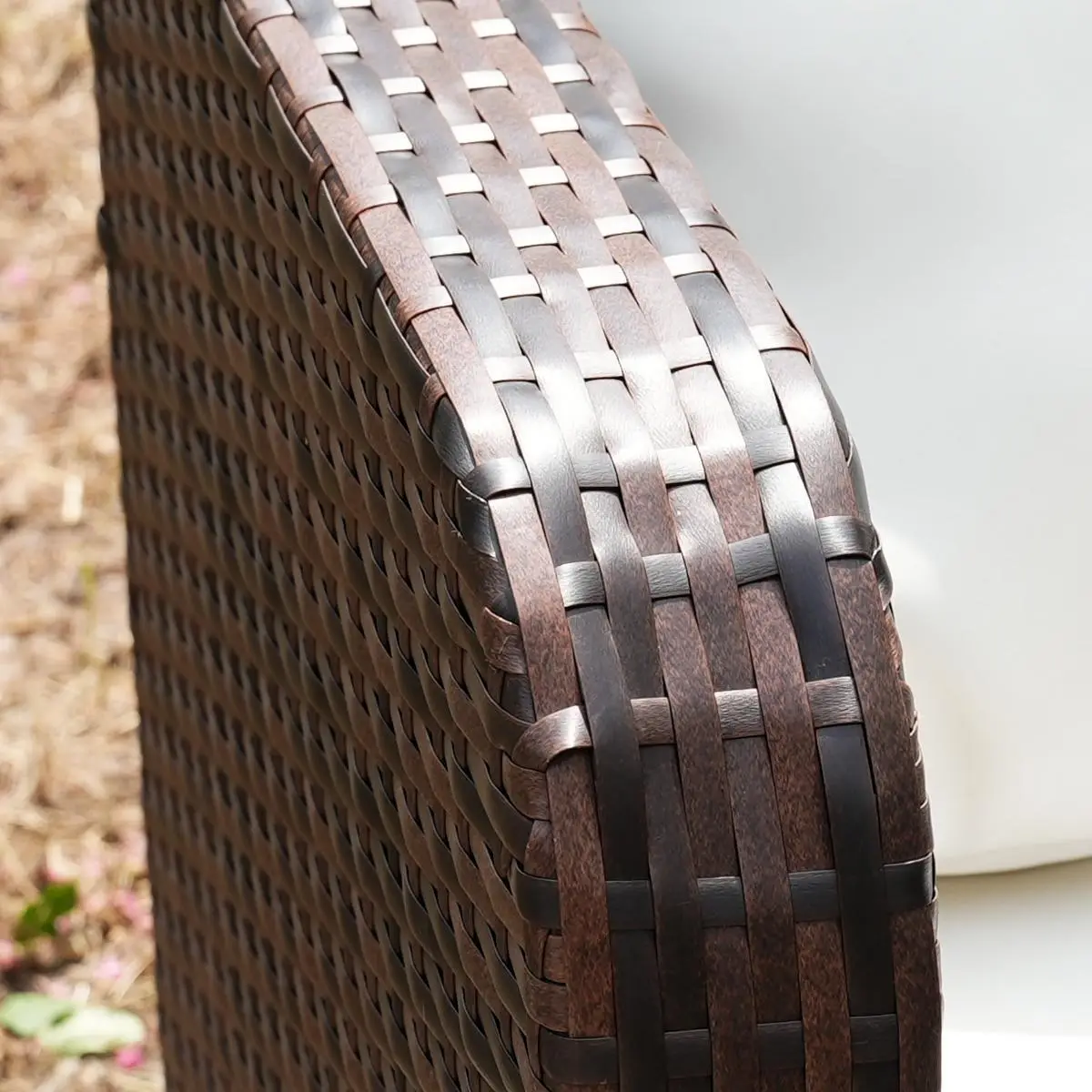 Sillón-Reposabrazos-Exterior-Detalle