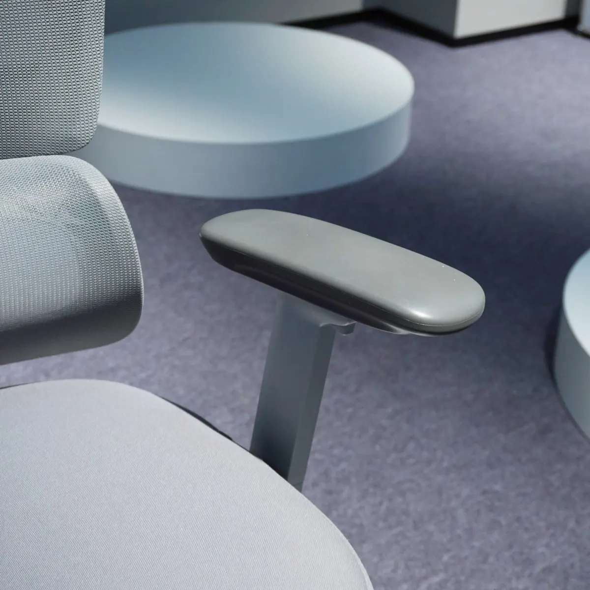 Armrest Pad Side Edge Detail