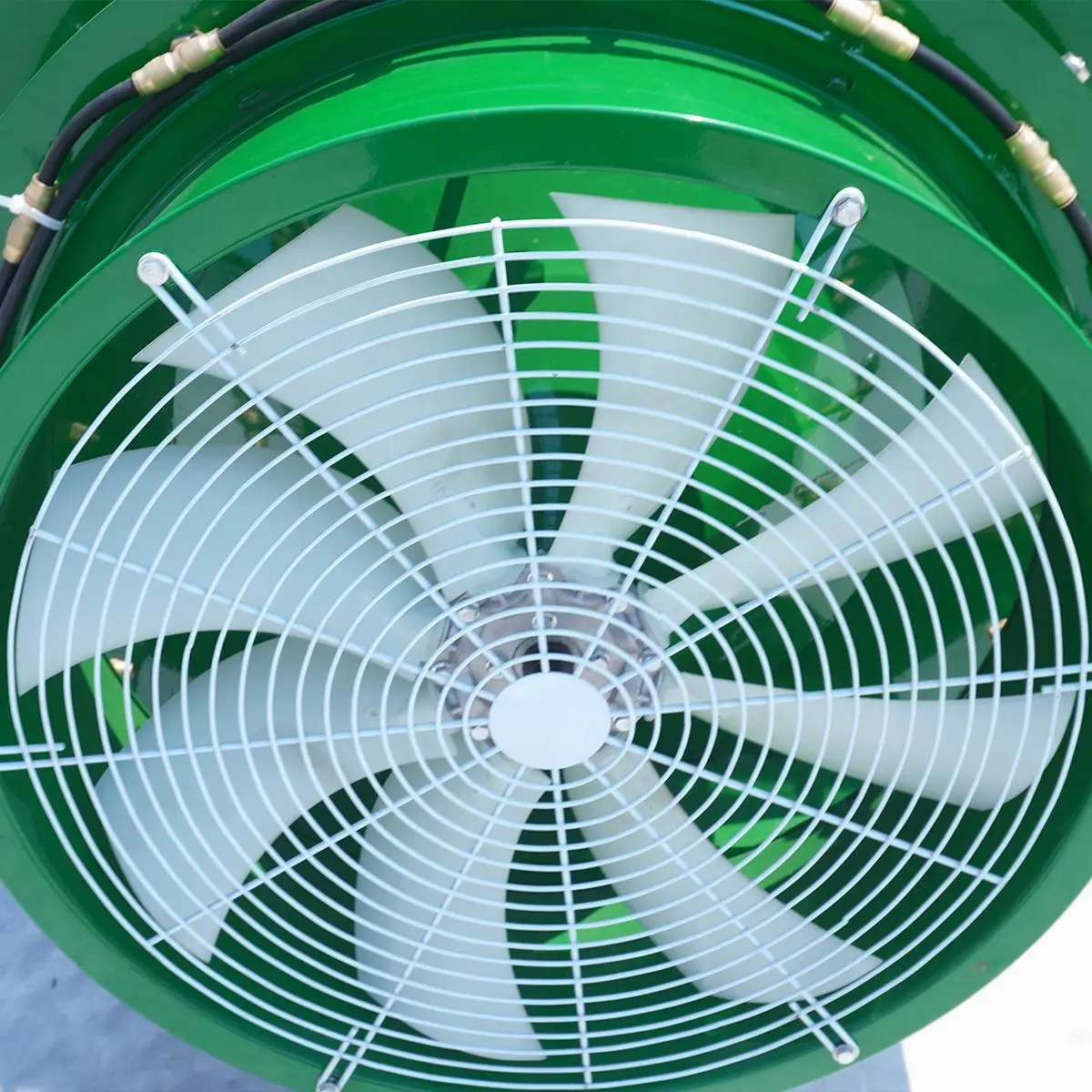 Axial-Fan-and-Grille