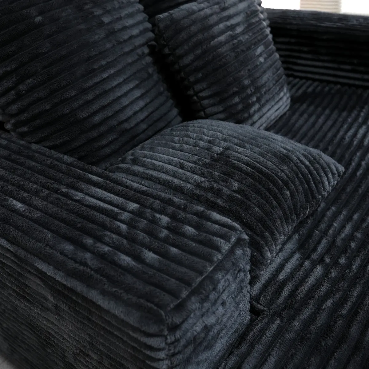 Bantal sandaran dan sandaran kepala
