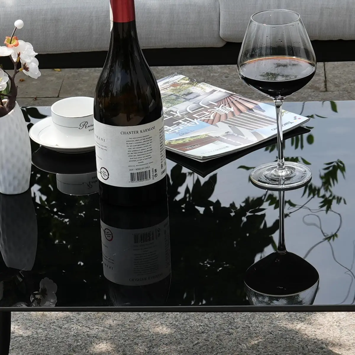 Black-Coffee-Table-Tabletop