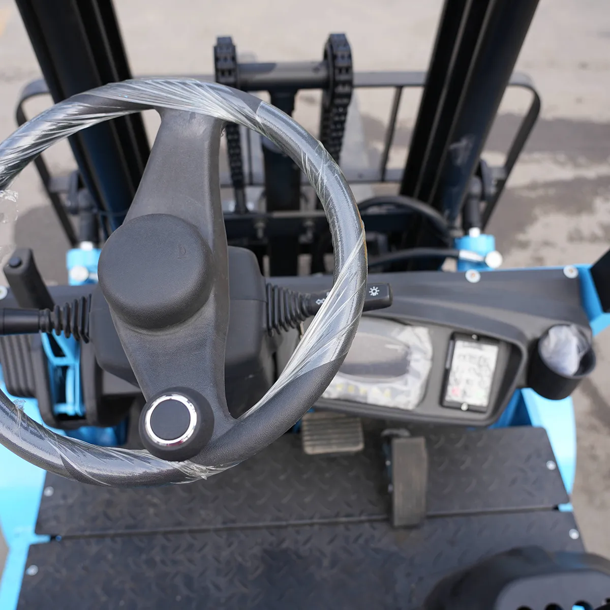 CPD-20(1) – Detail Drawing – Steering Wheel and Instrument Panel