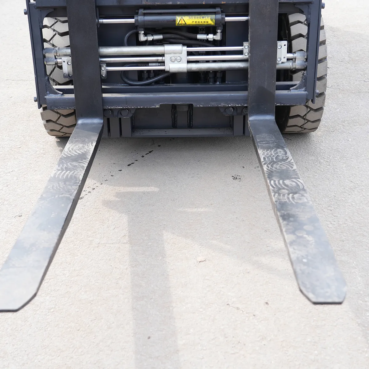 CPD-30-CAB-detail Drawing - Forks