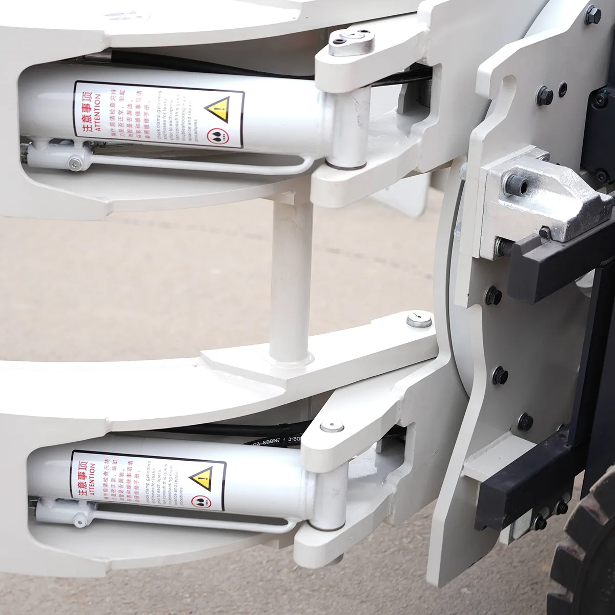 CPD-30 Clamp – Detail View – Clamp Cylinder