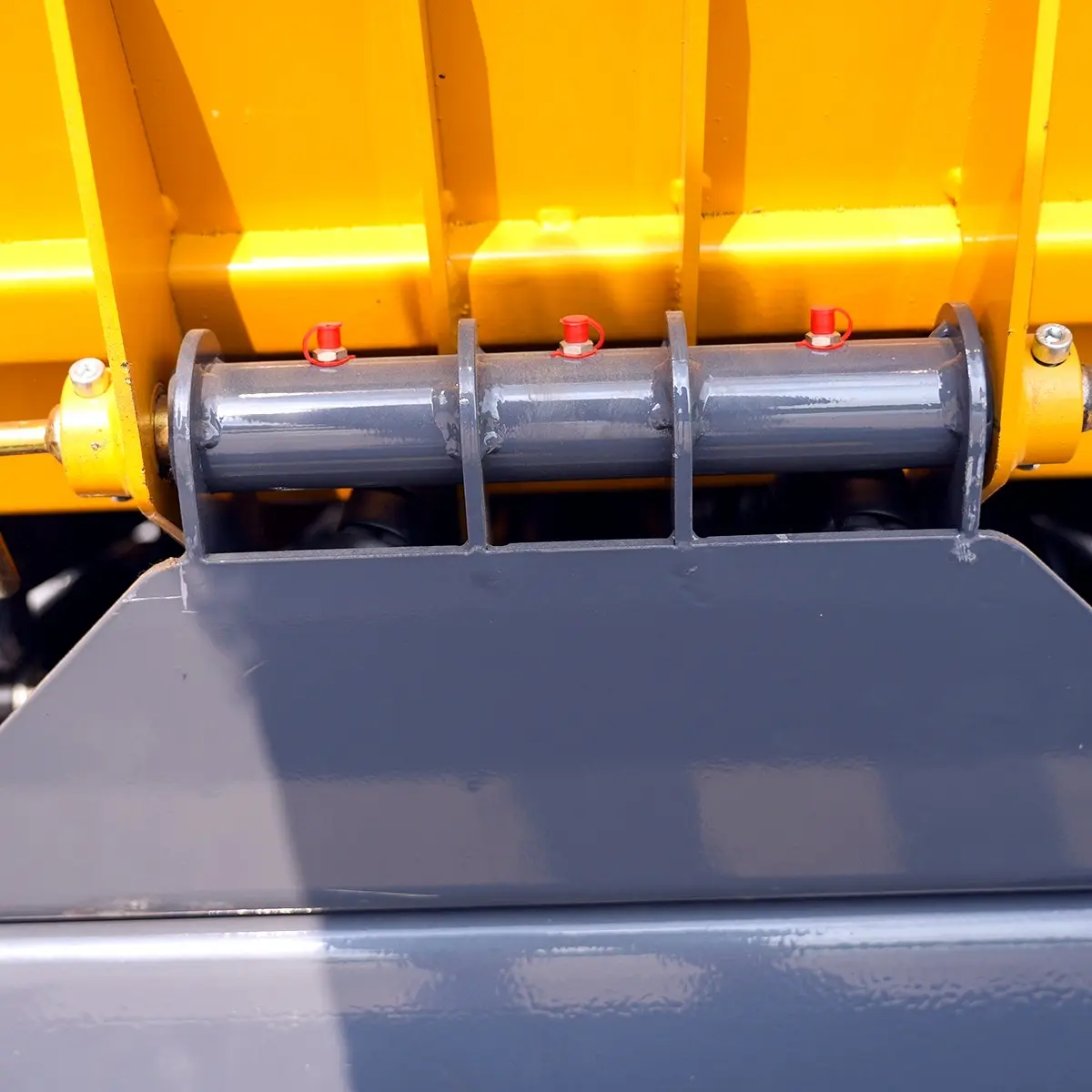 Cargo-Hopper-Hinge