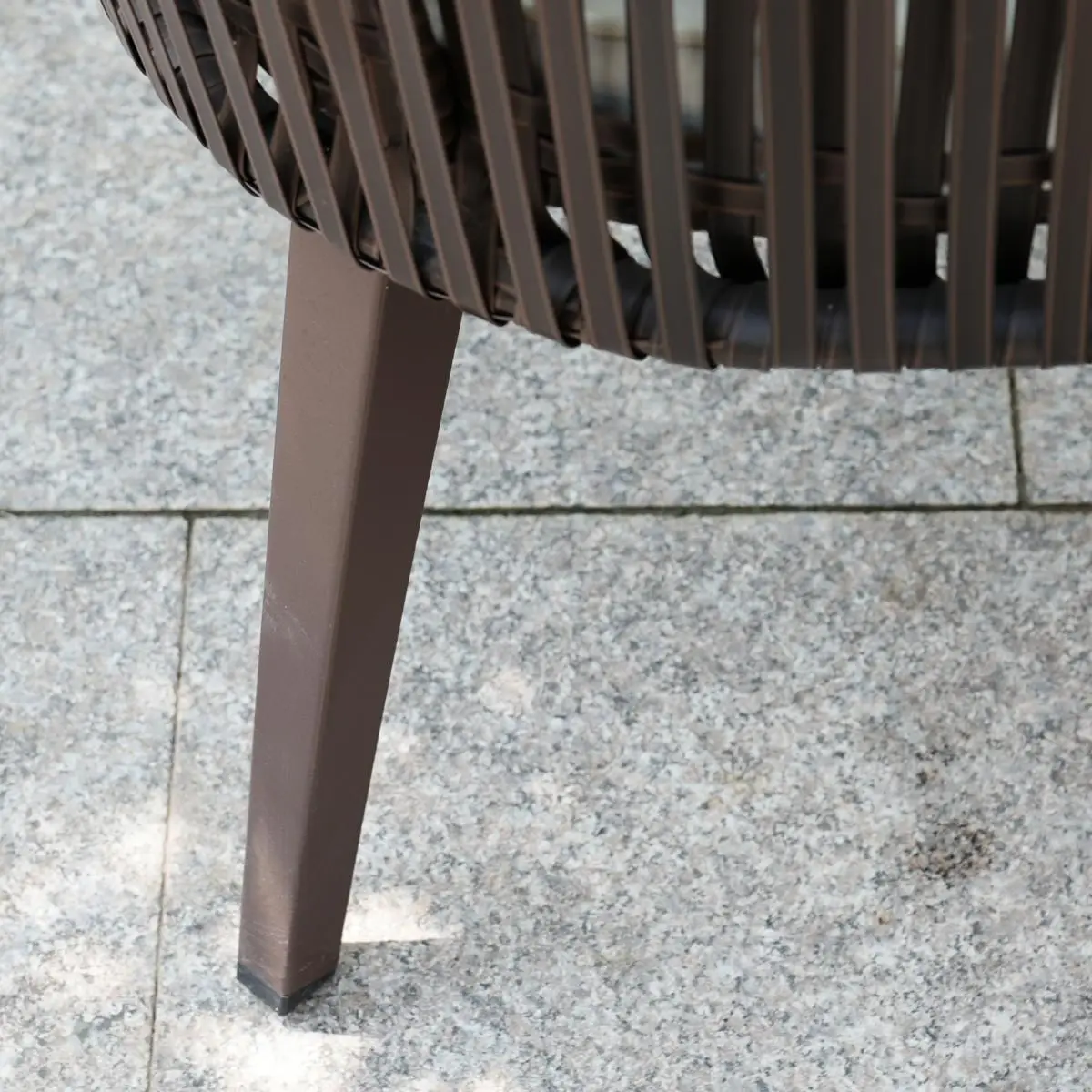 Chaise-Dos-Base-Chaise-Jambe-Détail