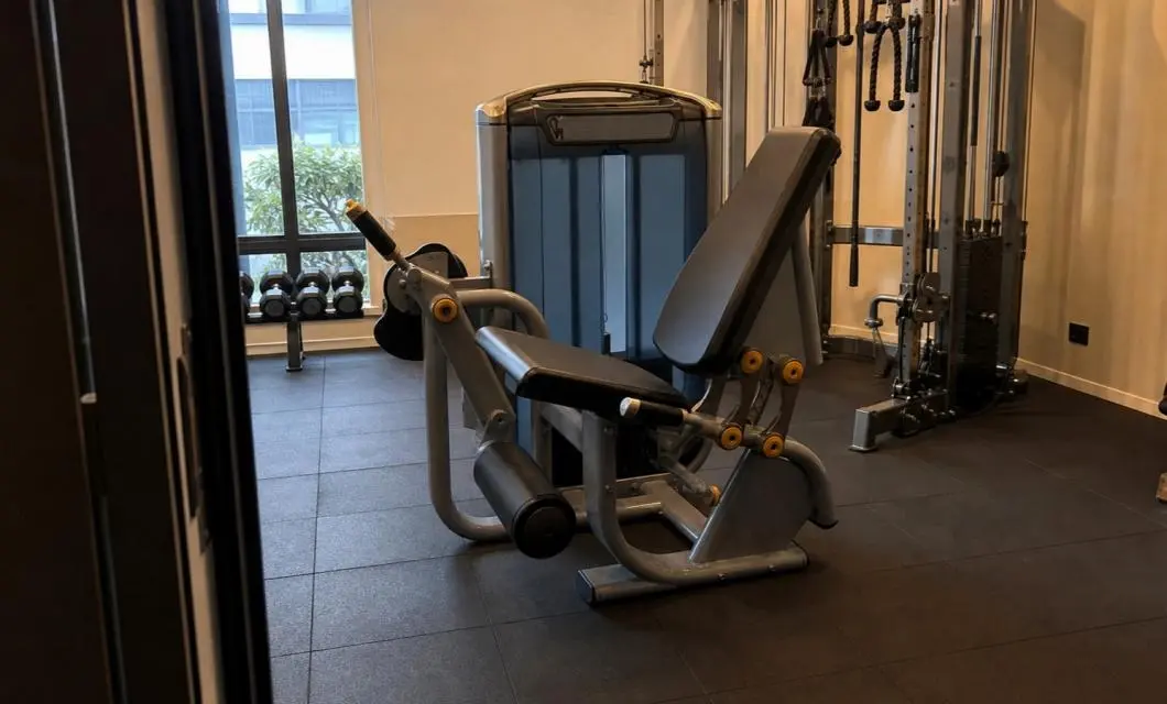 Area di allenamento per le gambe della comunità