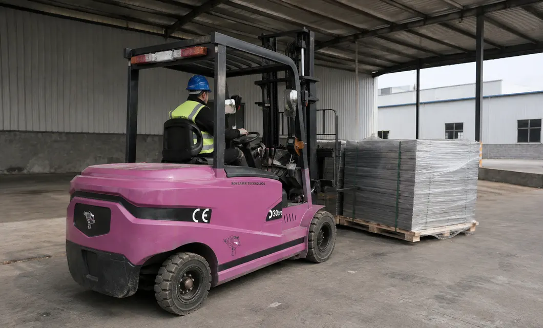Covered Yard Purple Forklift Rear Handling