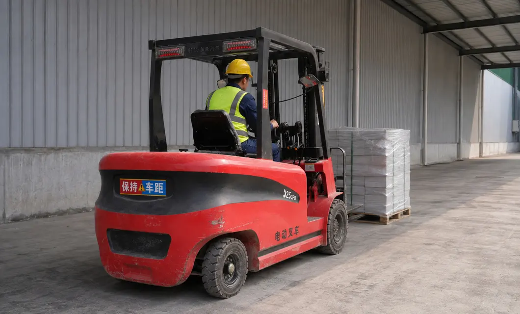 Gedekte Werf Achterpalletbehandeling