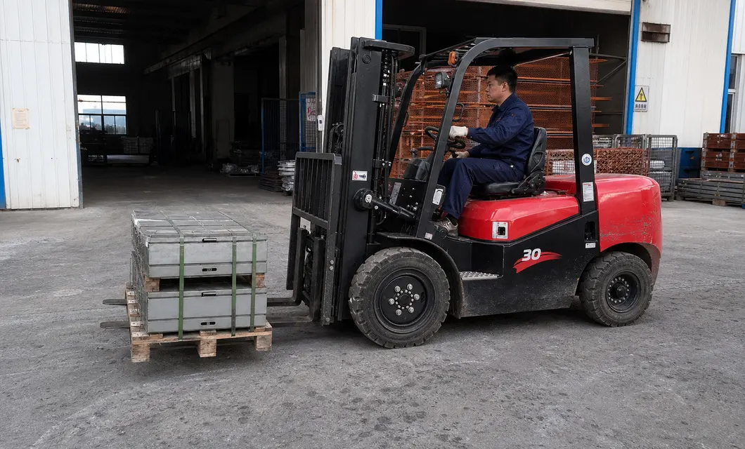 Flusso di materiale efficiente attraverso le aree di produzione della fabbrica.