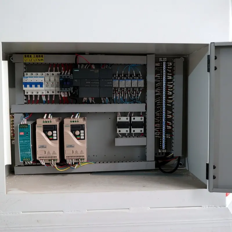 Armoire de commande électrique