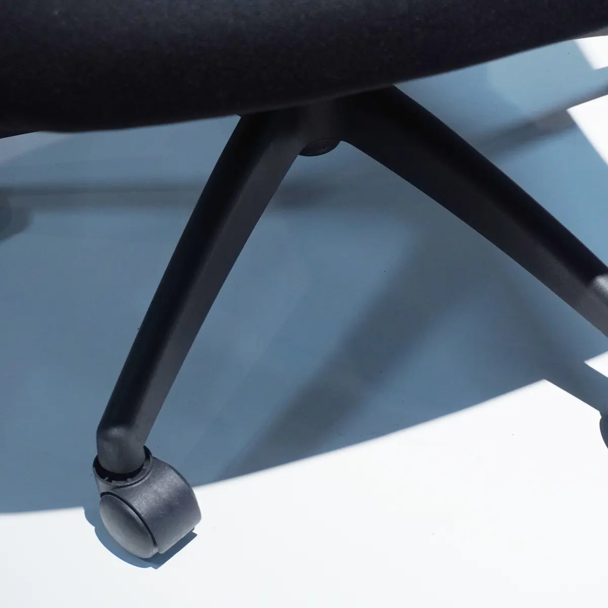 Five Star Base Caster Side Detail