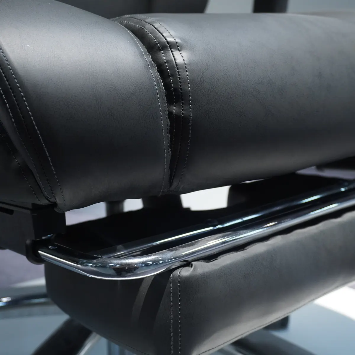 Footrest Metal Slide Rod Detail
