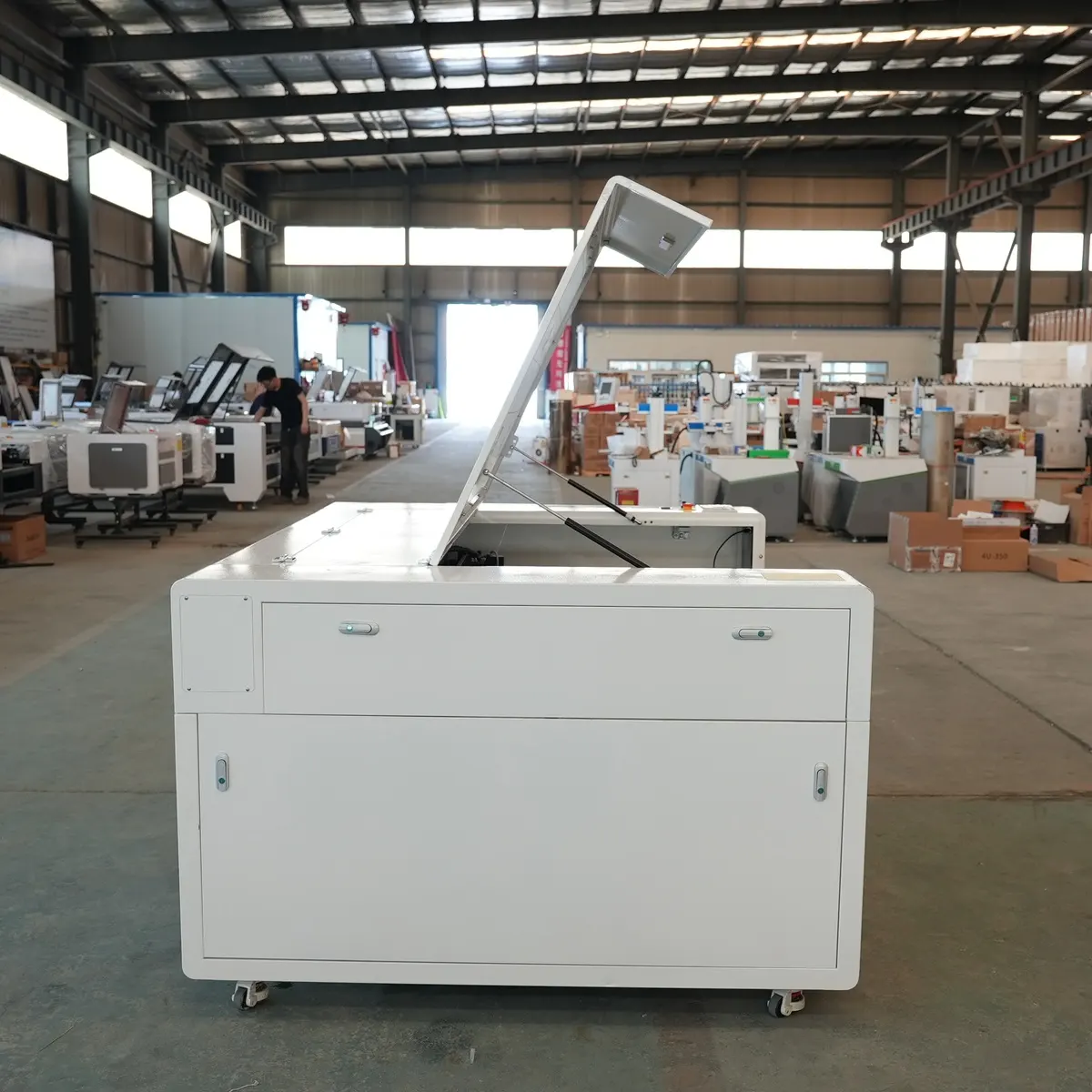GE-1390 with CAD — multi-angle real-shot — rear left