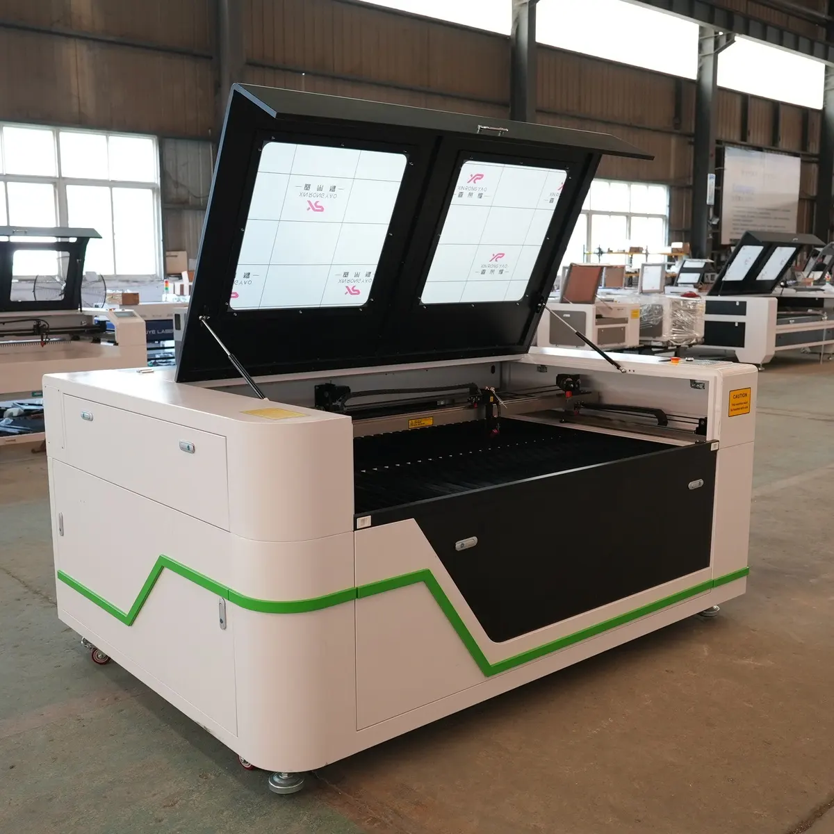 GE-1610-Real-life shot from multiple angles-Front left