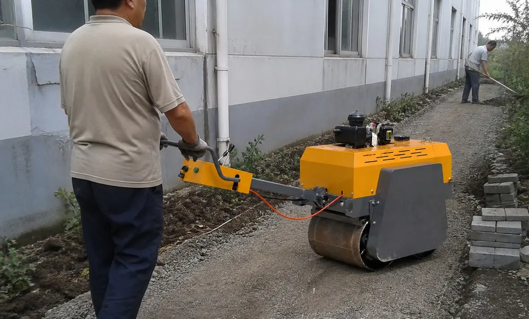 Maintains garden service paths where narrow access requires control.