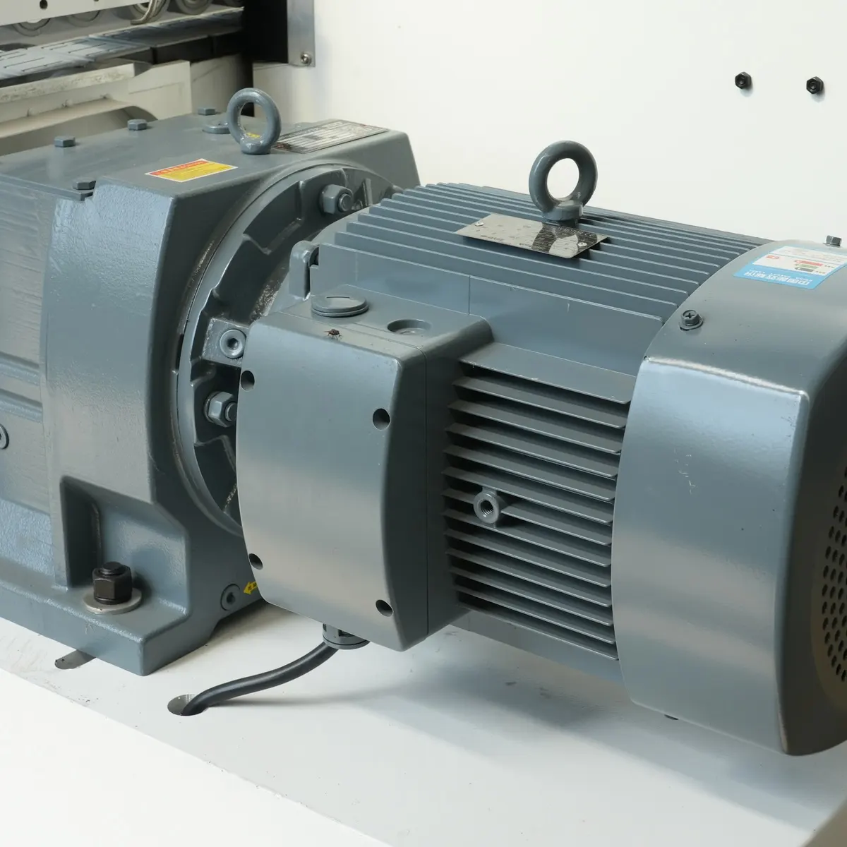 Motor Roda Gigi