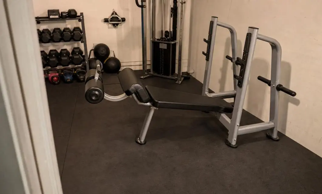 Gym Bench Press Station