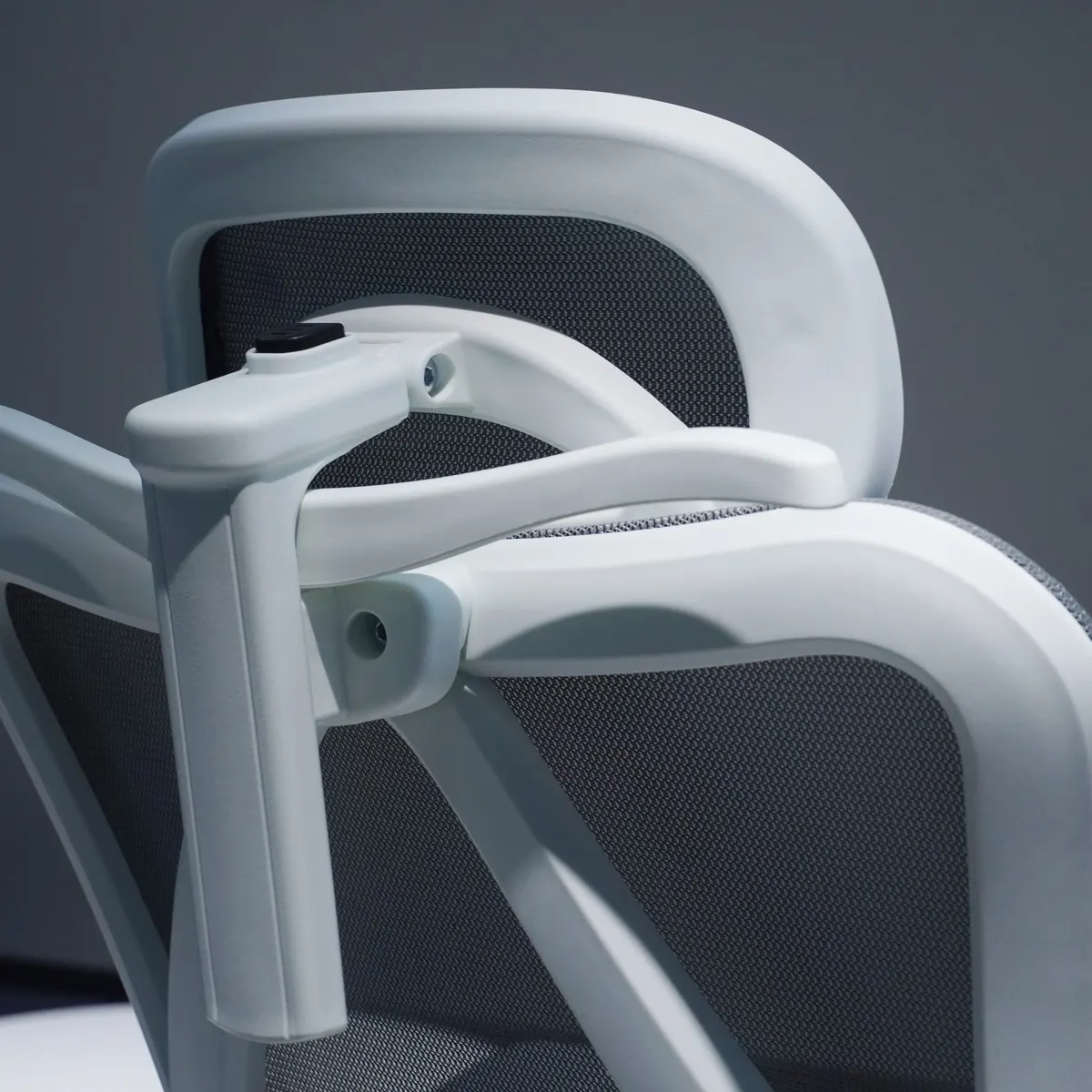Headrest And Back Frame Side Structure