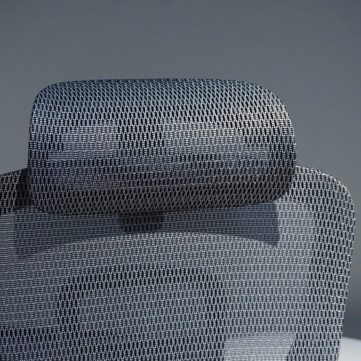Headrest Front Mesh Detail