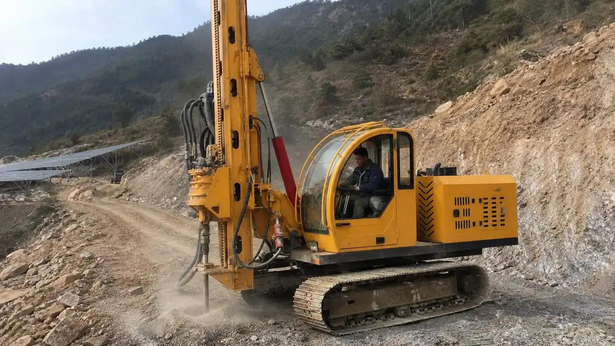Baustelle Photovoltaik-Kraftwerk