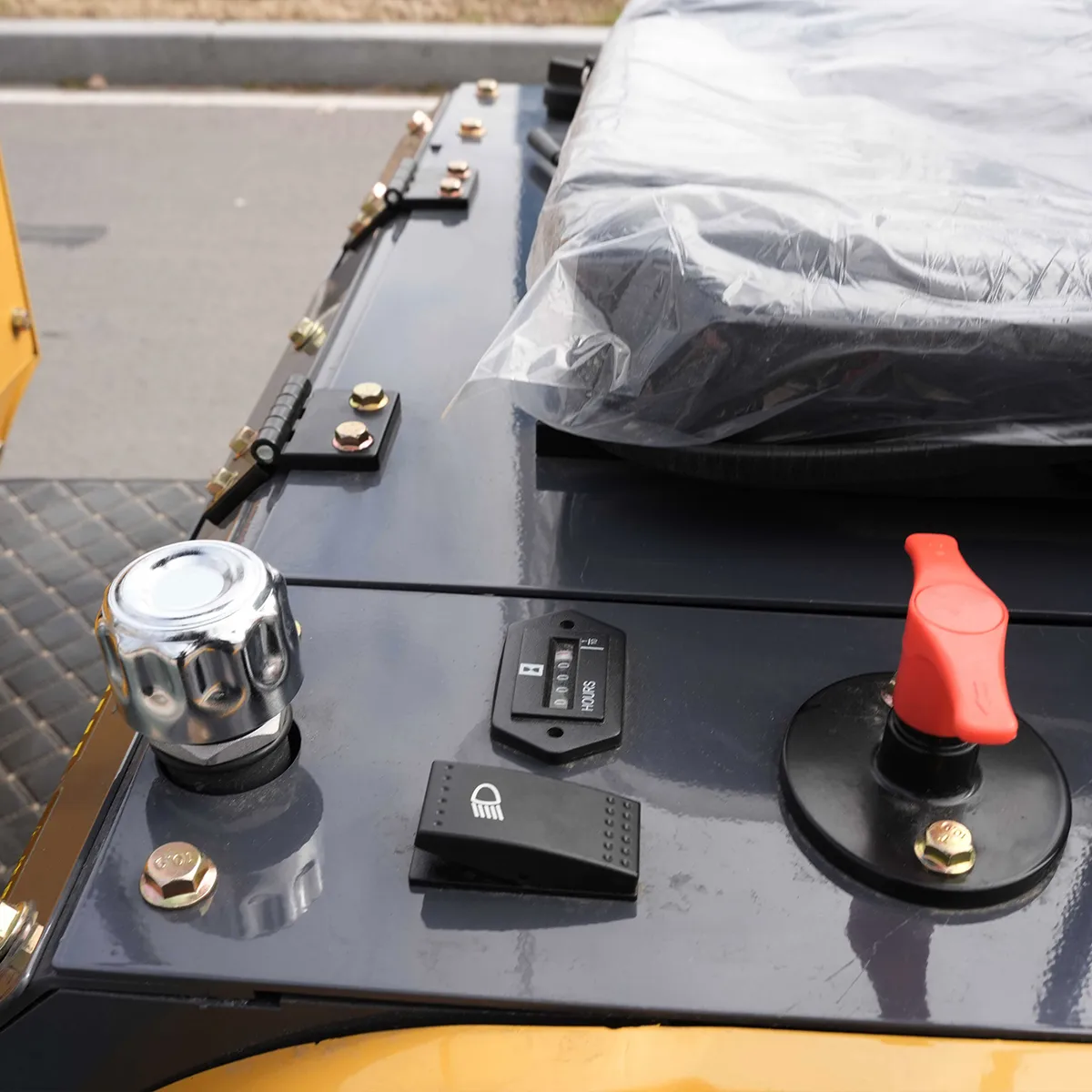 JLF-10 DRIVER's CAB-รายละเอียด-สวิตช์ไฟ