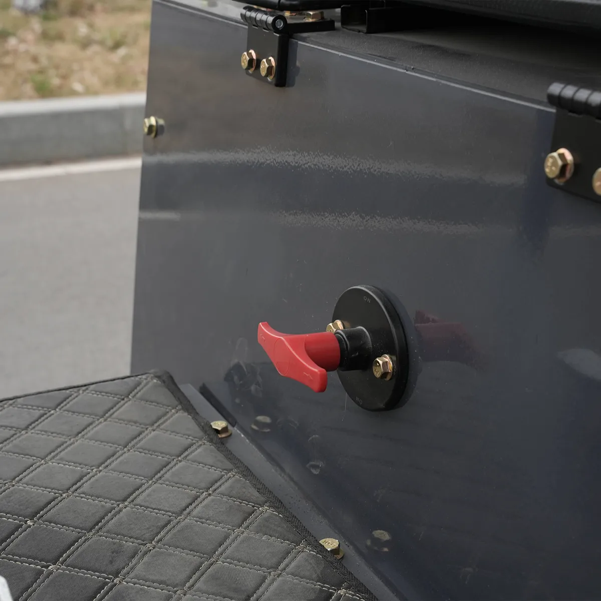 JLF-18 CAB-รายละเอียด-สวิตช์ไฟ