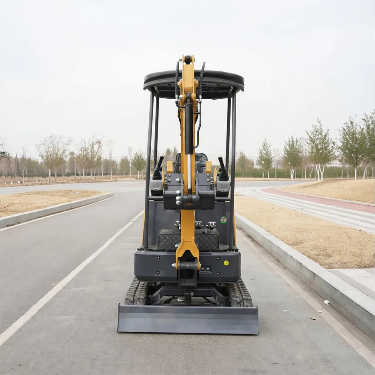 JLF-18 DRIVER's CAB-ภาพหลัก-มุมมองด้านหน้า