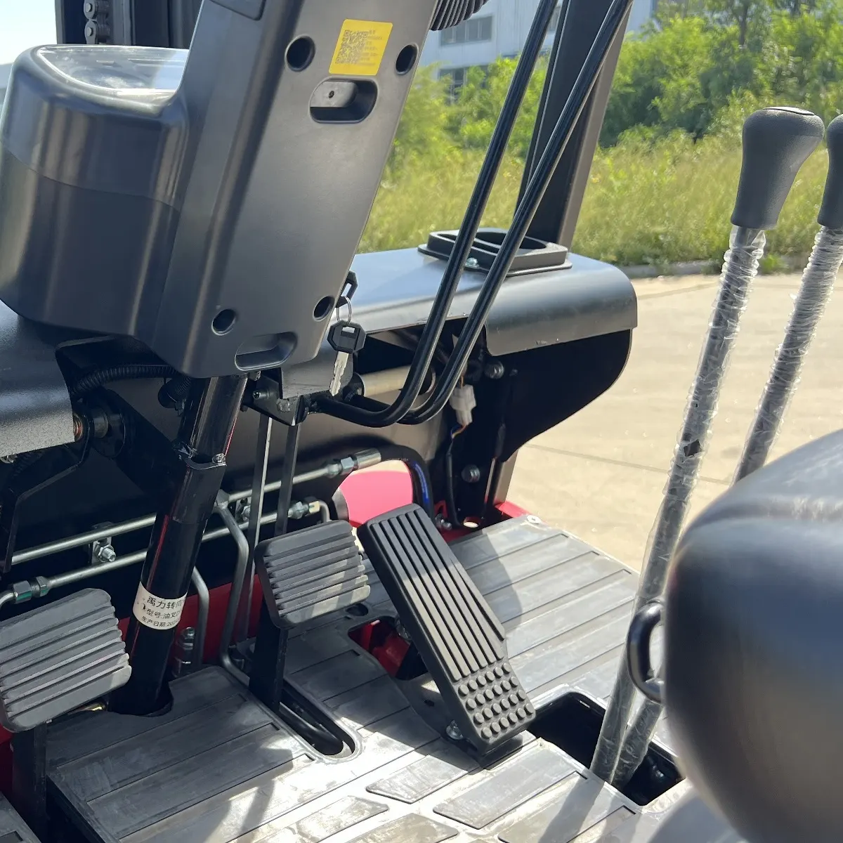 LT-CPC35-K-Details-Pedal