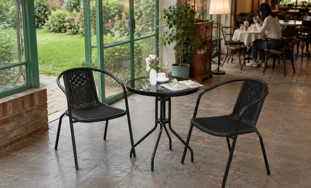 Compact skyline relaxation for relaxed outdoor dining, conversation, and rest.