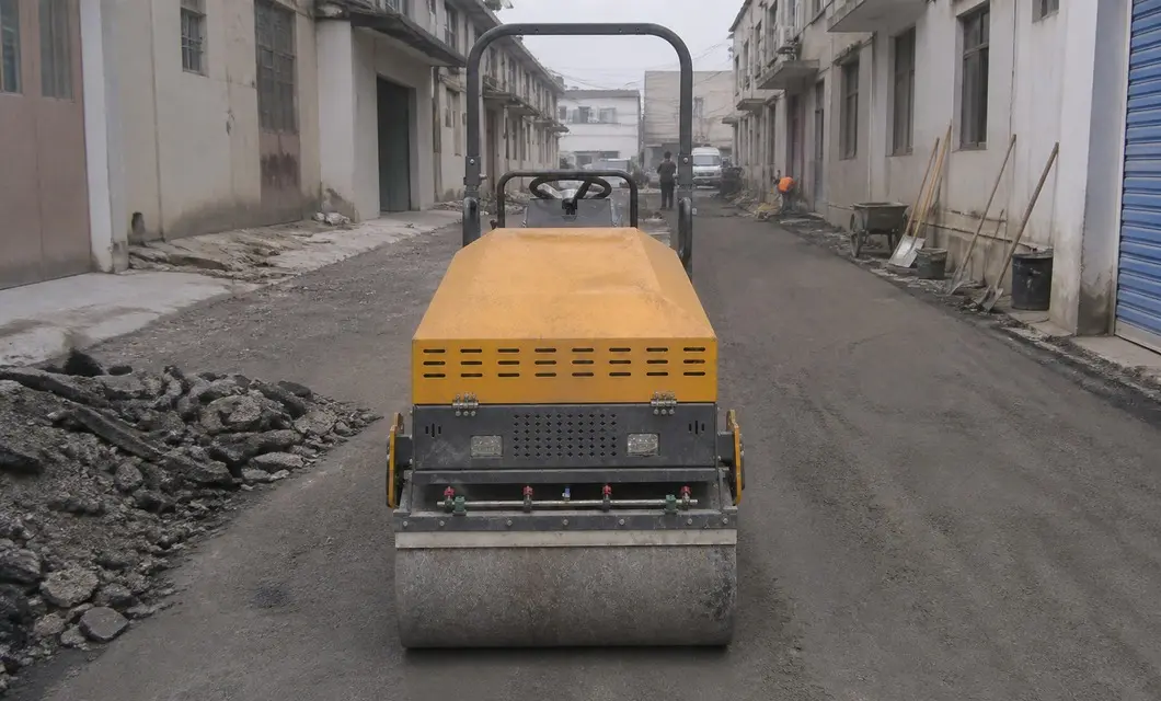 Repairs narrow lanes with smooth controlled compaction.