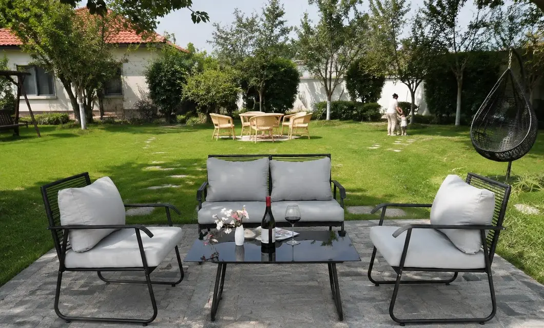 Open lawn lounge seating for flexible gatherings, dining, and casual conversation.
