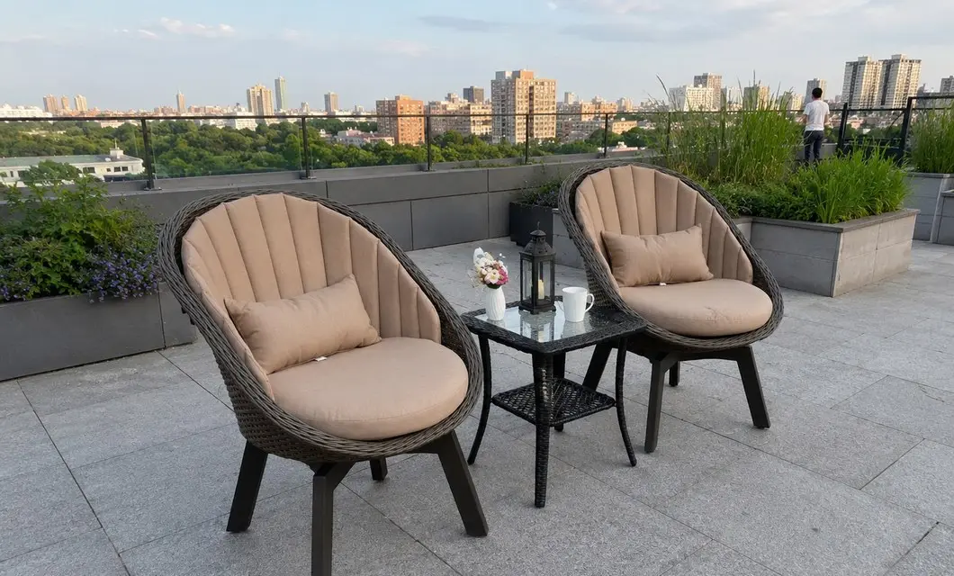 Rooftop lounge seating for open-air dining and evening rest.