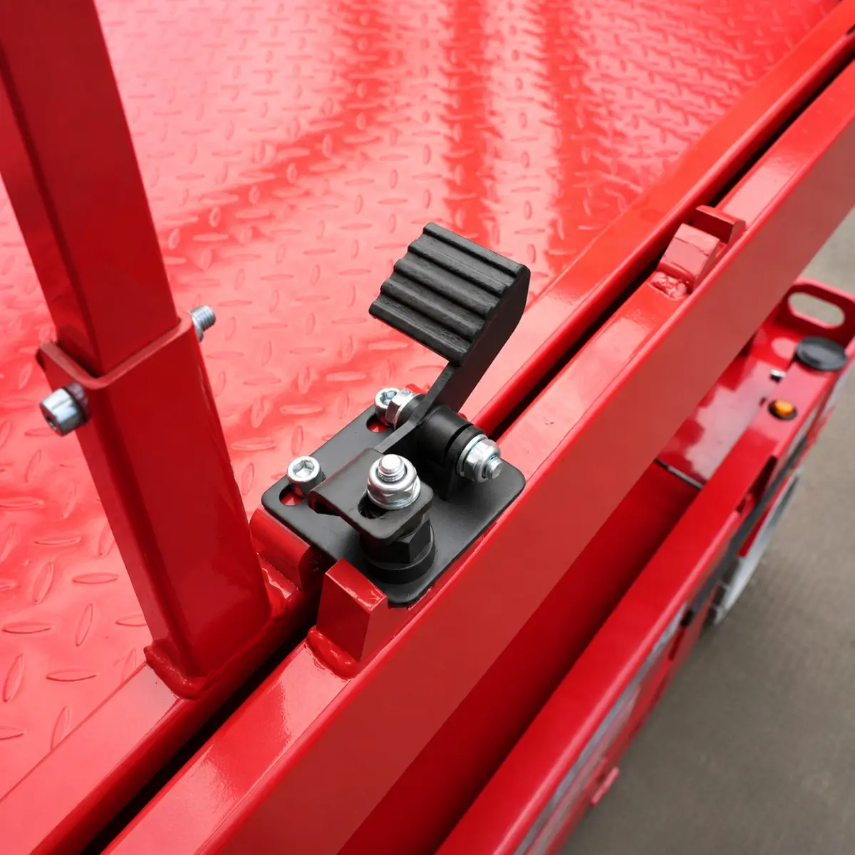 Platform Extension Lock Pedal
