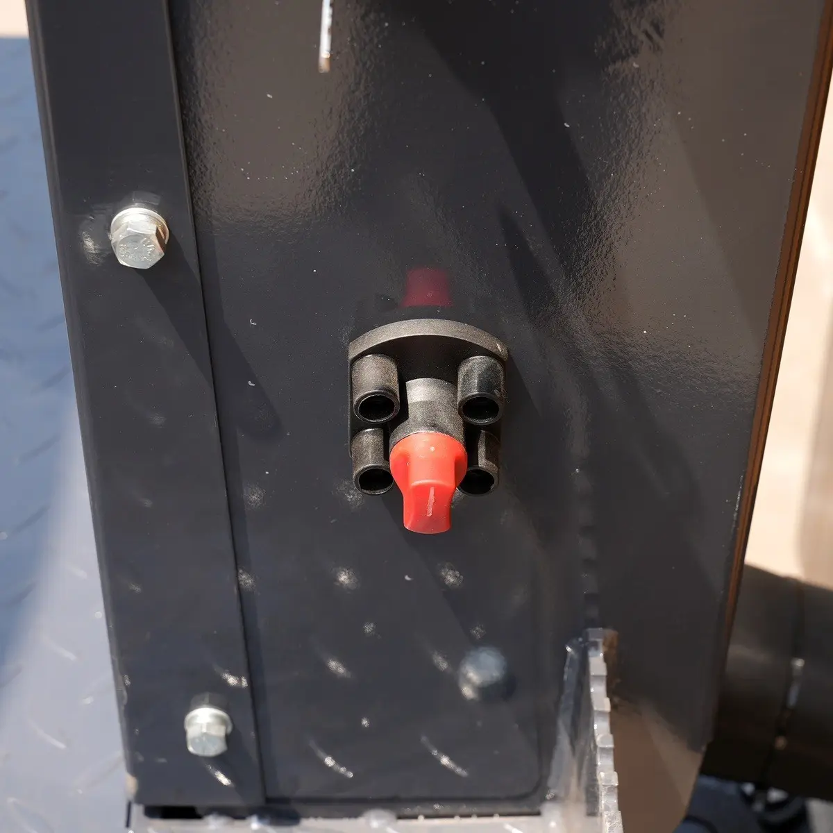 Power-Isolator-Switch