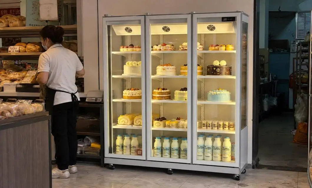 Tiệm bánh khu phố