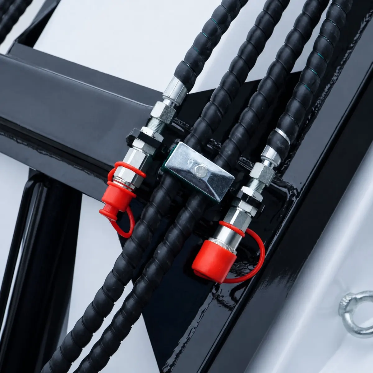 QL-500W (Branco)-Detalhes-Acoplador Rápido Hidráulico