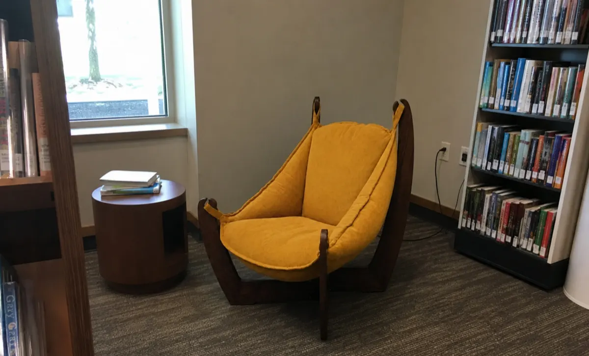 Community Reading Room - Reading room statement seat