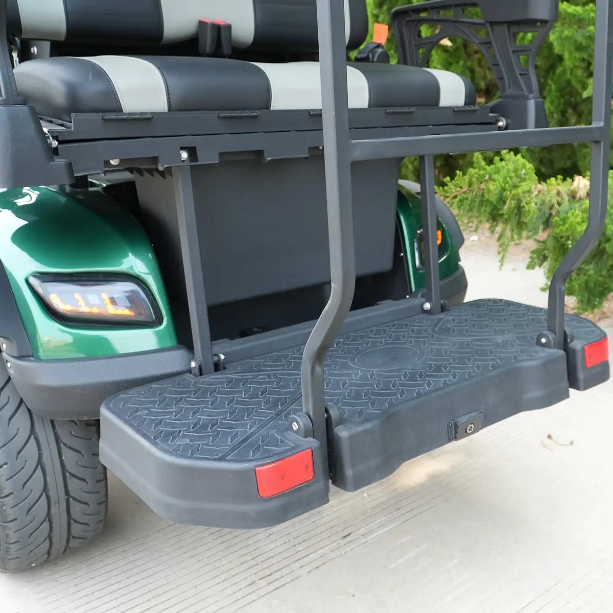 Rear Footboard Assembly