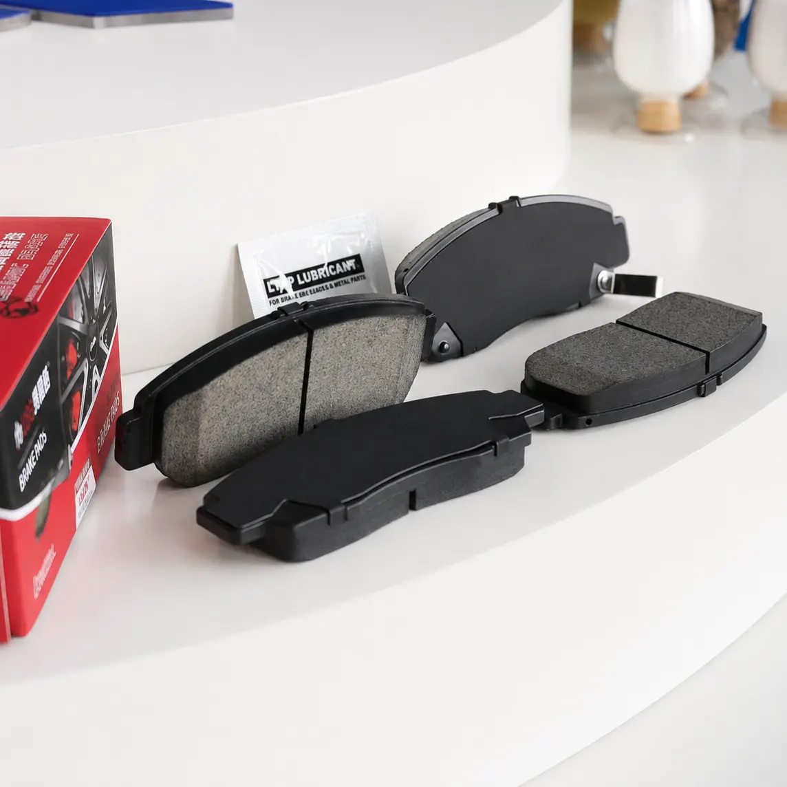 SYX1510-D1506-Left abgewinkelte Ansicht mit Verpackung