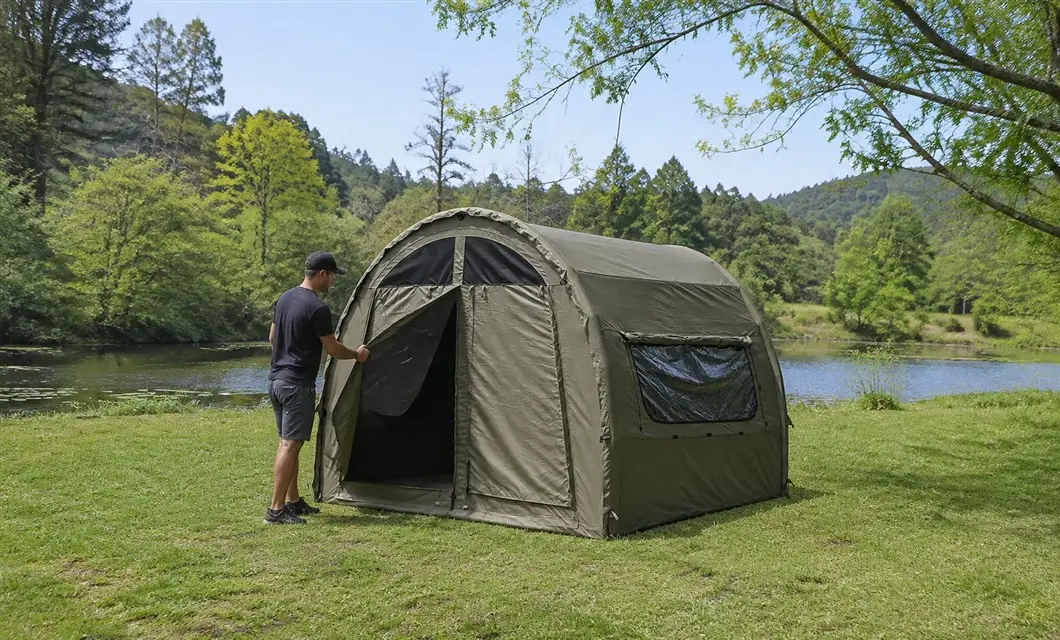 Lakeside Camp - Enclosed cover for rest and equipment near the shore.